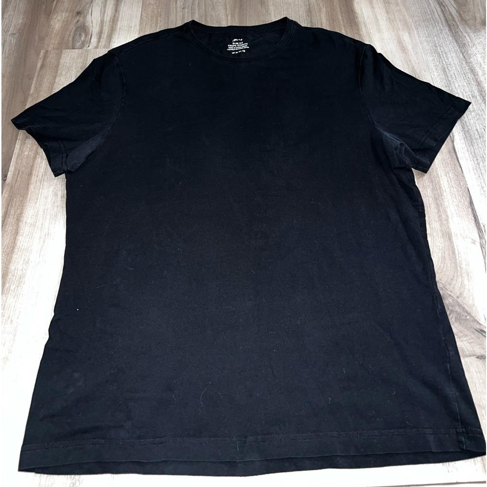 H&M slim fit men’s t-shirt